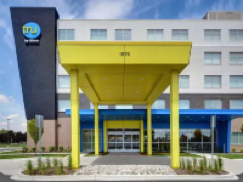 Tru by Hilton Troy Detroit Hotels in Troy