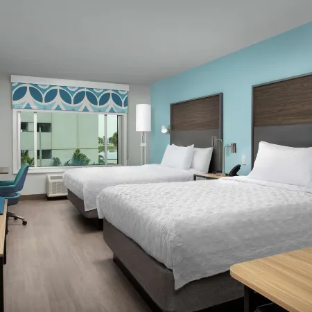 Tru by Hilton Miami Airport South Blue Lagoon