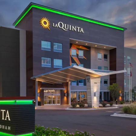 La Quinta Inn & Suites by Wyndham West Memphis