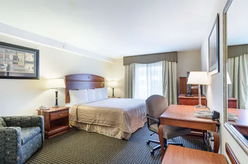 Quality Inn & Suites Northampton - Amherst Hotels in Hadley
