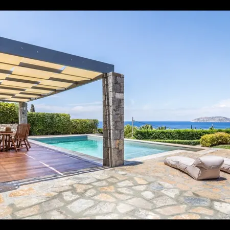 Analisa Luxury Villa