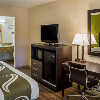 Quality Inn Biloxi Beach Hotels near Saint Marys Playground