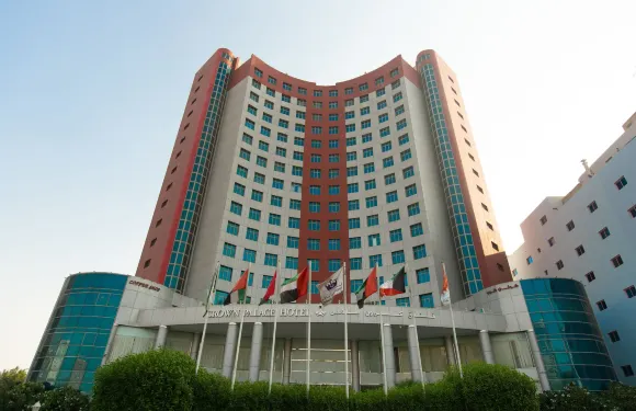 阿吉曼皇冠宮殿酒店