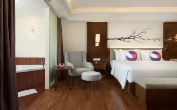 Fox Hotel Jimbaran Beach Bali Отели рядом с достопримечательностью «Pantai Muaya»