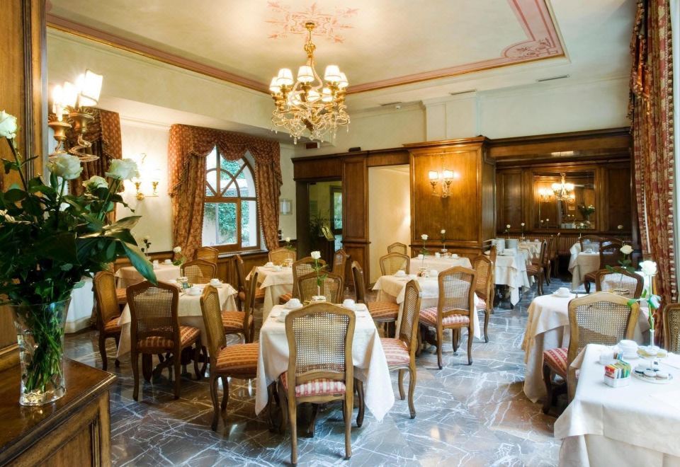 3. 아들러 카발리에..