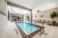 Best Western Premier Historic Travelers Hotel Alamo/Riverwalk