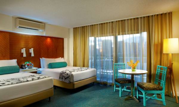 Oasis Hotel Waikiki