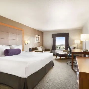Days Inn by Wyndham Calgary Airport