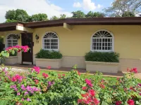 Sofia's B&B Hostal Boutique Hotels in Betania