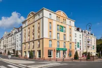 Hôtel Quality Suites Maisons-Laffitte Paris Ouest Hotels in Maisons-Laffitte
