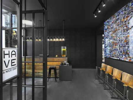 Zoom Hotel Отели рядом с достопримечательностью «Парк Тенбош»