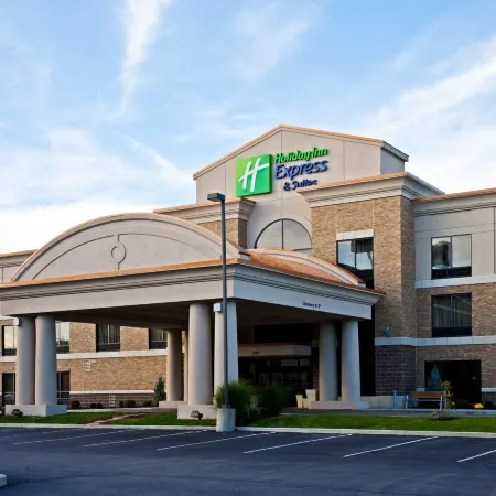 Holiday Inn Express & Suites SEYMOUR by IHG