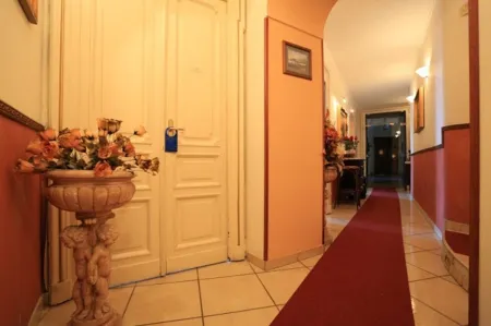 玻薇歐套房飯店