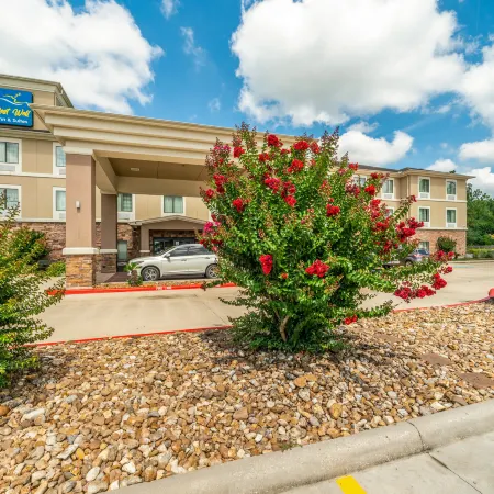 Restwell Inn & Suites I-45 North Отели рядом с достопримечательностью «Торговый центр Greenspoint»