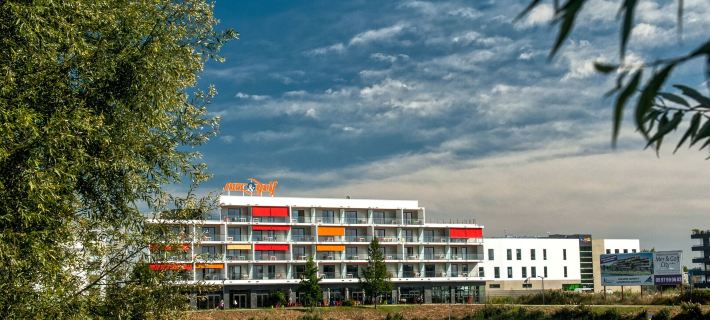 Appart-Hôtel Mer & Golf City Bordeaux - Bruges Hotels in Gironde