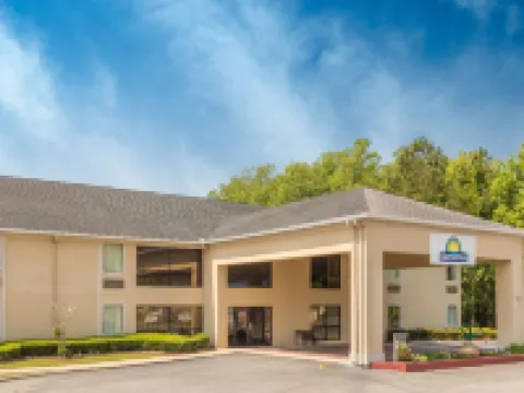 Clarion Pointe Vidalia - Lyons West Hotels in Toombs County