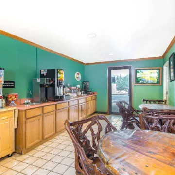 Super 8 by Wyndham Buena Vista