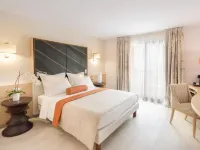 Akoya Hotel & Spa