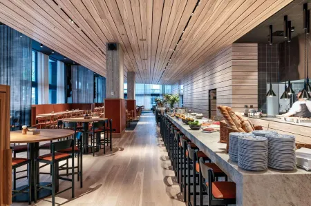 Nordic Light Hotel Отели рядом с достопримечательностью «Vesslan skulptur»