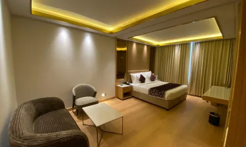 Nirvana Luxury Hotel l Ludhiana