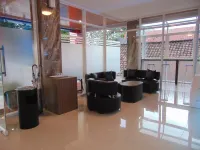Arya Hotel Syariah Majalengka Hotels in Kadipaten
