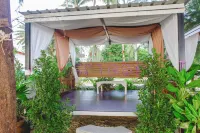 Tharadol Resort Tha Sala Hotels near Tha Sung