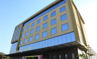 BRAVIA HOTEL PANCHSHEEL - Housity