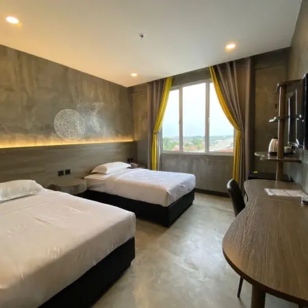 Sri Indar Hotel & Suites
