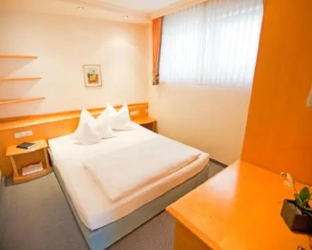 Hotel Krone Ohg Hoteles en Gerlingen