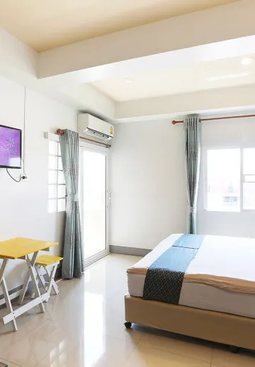 ห้องสแตนดาร์ด เตียงใหญ่ 1 เตียง