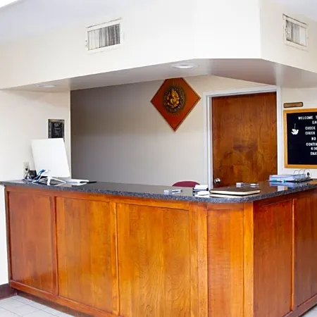 Eastbrook Inn