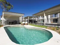 Oaks Middlemount Suites Hotels in Middlemount