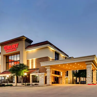 Drury Inn & Suites Austin North Hoteles cerca de Cabañas y Jardines del Parque Mayfield