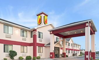 Super 8 by Wyndham Omaha Eppley Airport/Carter Lake