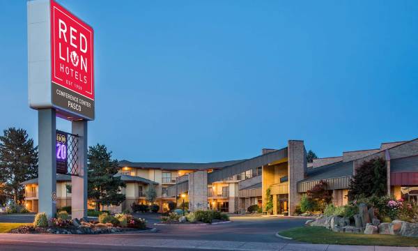 Red Lion Hotel Pasco Airport & Conference Center