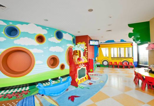 호텔 수영장 전경