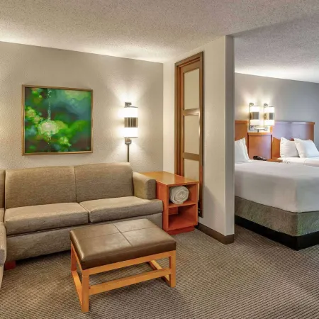 Wyndham Garden Kansas City Airport