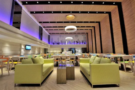 กรีน เวิลด์ จงหัว