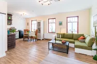 Weingut Pawis Appartements - Parkplatz