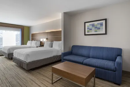 Holiday Inn Express & Suites Natchitoches Отели рядом с достопримечательностью «Парк Хайленд Парк»