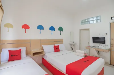 RedDoorz Near Alun Alun Bandung 3 Astanaanyar 호텔