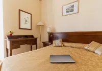 Hotel Villa Delle Rose - 3-Sterne