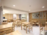 Super OYO 483 Pannee Hotel Khaosan Hotels near Dusit