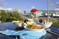 Orty Airport Hotel فنادق في Menderes