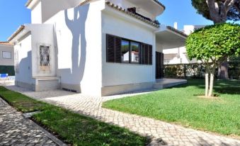 Private Pool Villa, Walking Distance to the Centre, Golf Facing