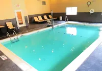 Holiday Inn Express & Suites Smithfield - Providence Hotels in Lincoln