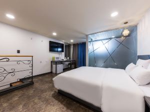 Gongju Donghaksa Sangsang Hotel