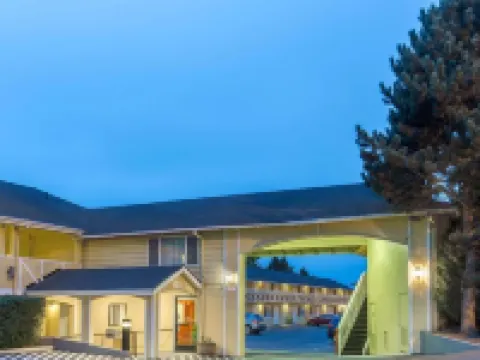 Global Inn Hotels in Coos Bay