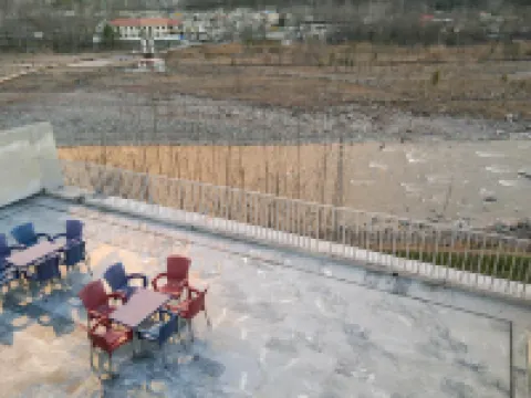 Happy Stay Hotel & Restaurant River View