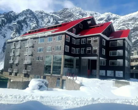 Naran Creek Hotels in Naran